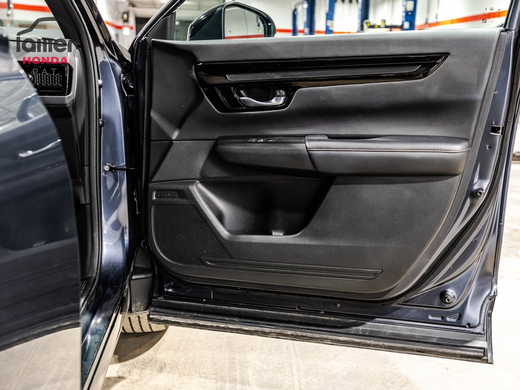 Honda CR-V Hybrid Touring Hybride 2023 à , Québec - 17 - w1024h768px