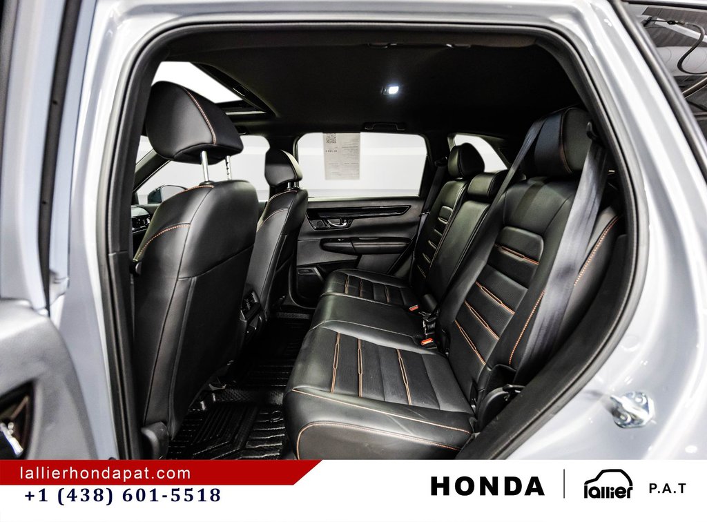 Honda CR-V Hybrid Touring 2023 à Montréal, Québec - 14 - w1024h768px