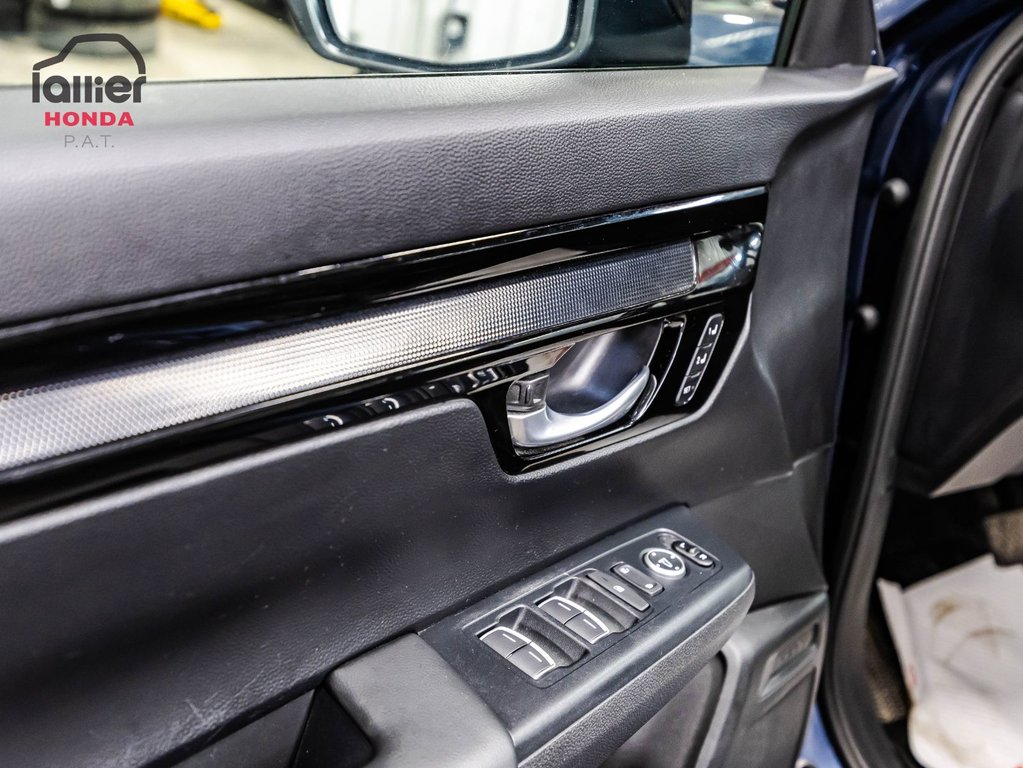 2024 Honda CR-V HYBRID Touring 25 000 KM SEULEMENT JAMAIS ACCIDENTÉ in , Quebec - 11 - w1024h768px