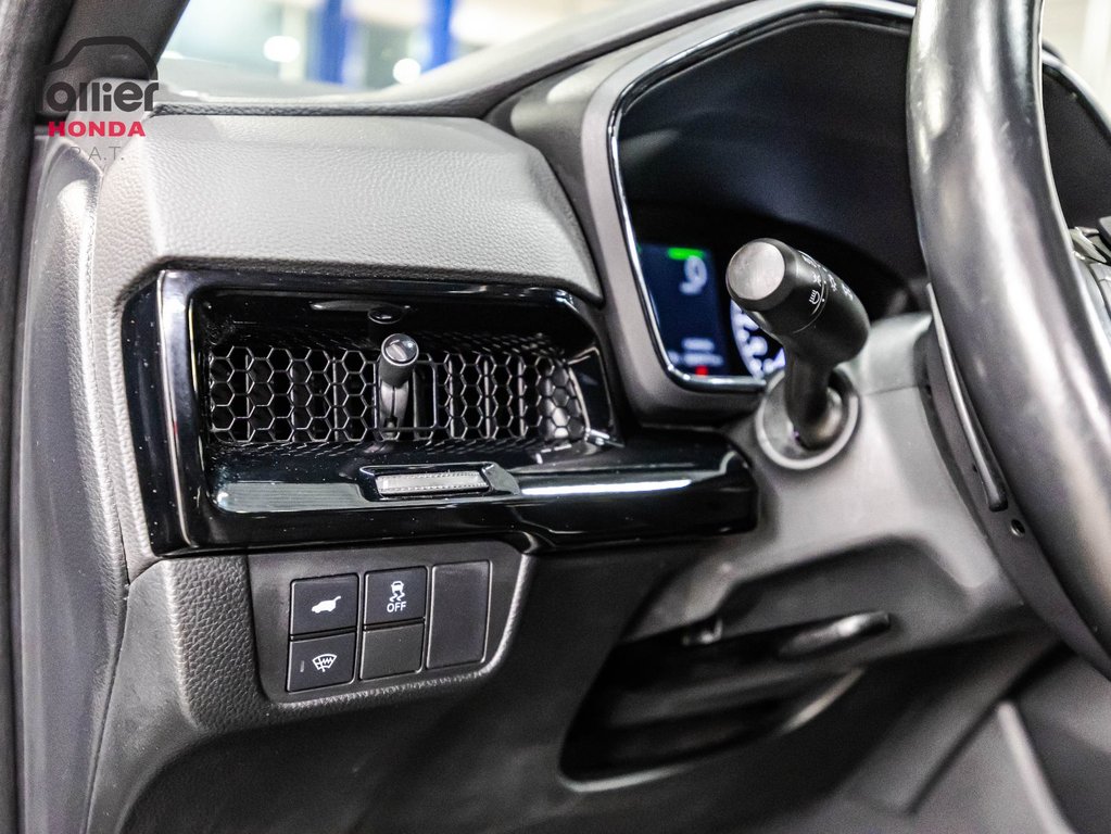 2024 Honda CR-V HYBRID Touring 25 000 KM SEULEMENT JAMAIS ACCIDENTÉ in , Quebec - 22 - w1024h768px