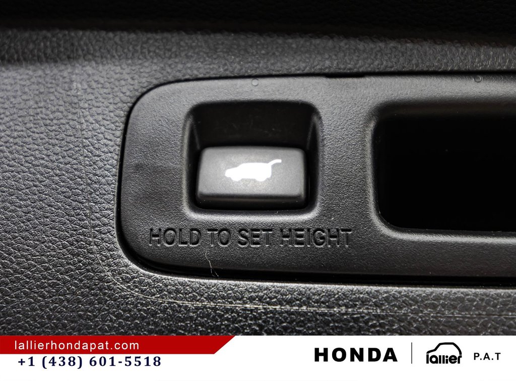 Honda CR-V Hybrid EX-L 2024 à Montréal, Québec - 16 - w1024h768px