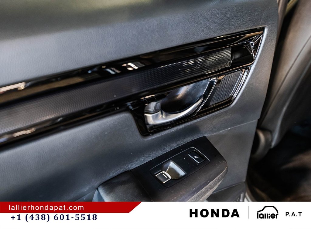 Honda CR-V Hybrid Touring 2024 à Montréal, Québec - 12 - w1024h768px