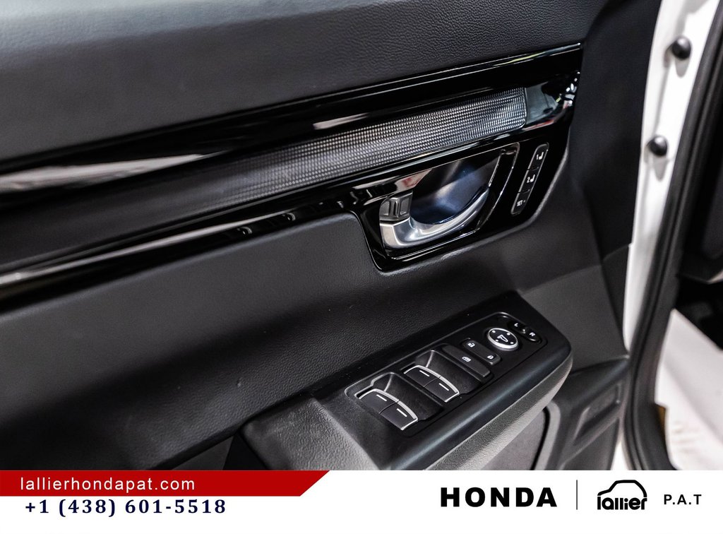 Honda CR-V Hybrid Touring 2024 à Montréal, Québec - 11 - w1024h768px