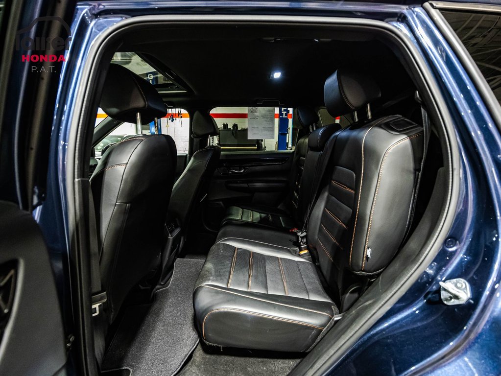 2025 Honda CR-V Hybrid Touring in Montréal, Quebec - 14 - w1024h768px
