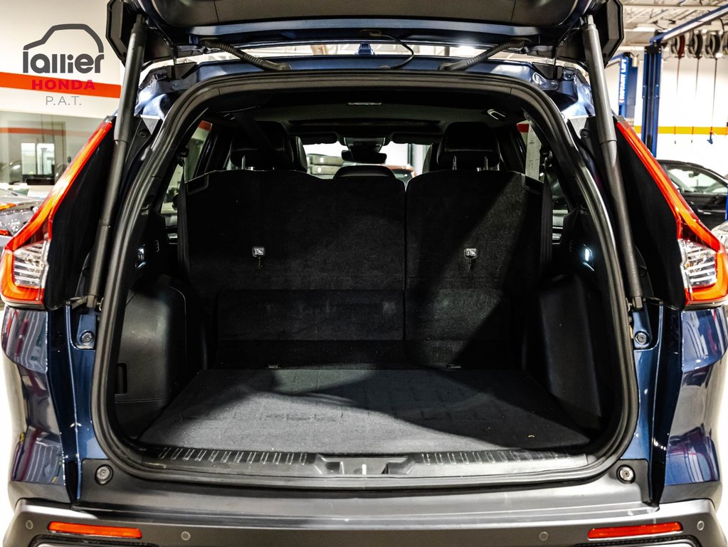 2025 Honda CR-V Hybrid Touring in Montréal, Quebec - 17 - w1024h768px