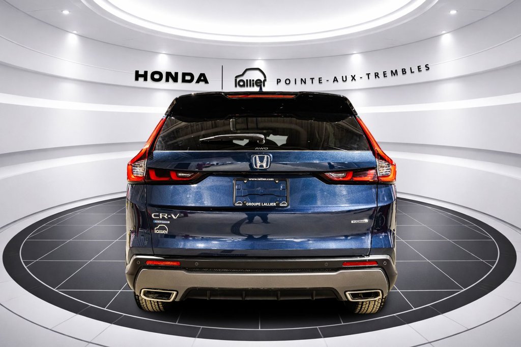 2025 Honda CR-V Hybrid Touring in Montréal, Quebec - 6 - w1024h768px