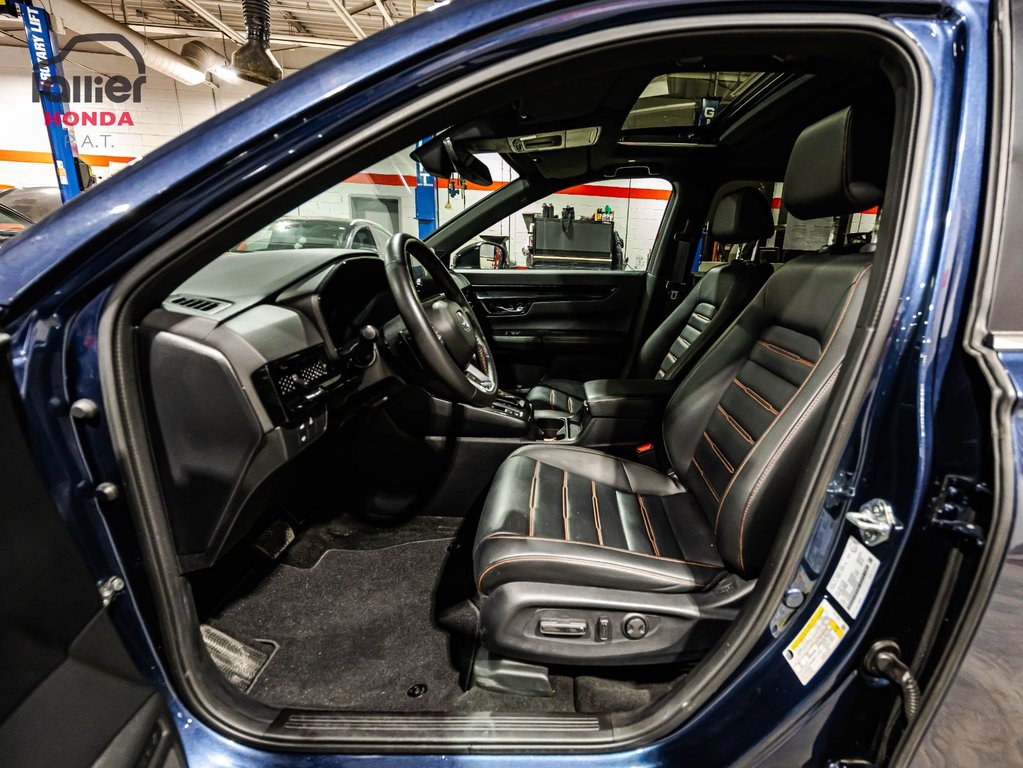 2025 Honda CR-V Hybrid Touring in Montréal, Quebec - 21 - w1024h768px