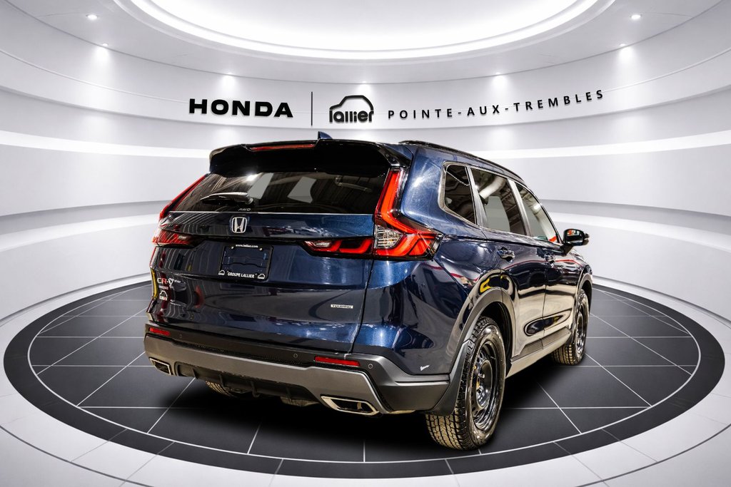 2025 Honda CR-V Hybrid Touring in Montréal, Quebec - 7 - w1024h768px