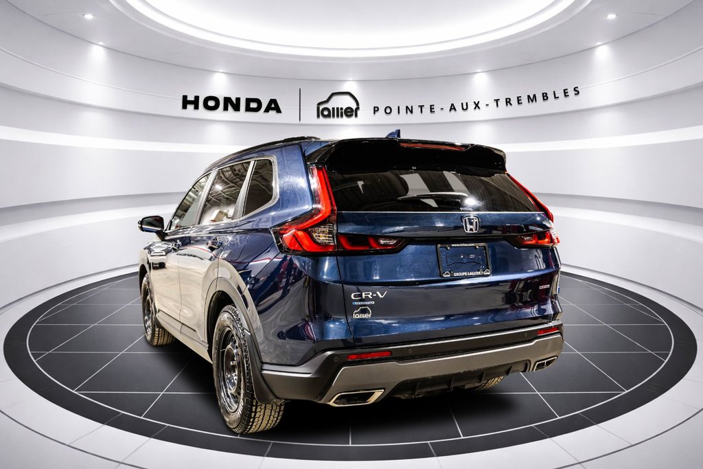 2025 Honda CR-V Hybrid Touring in Montréal, Quebec - 5 - w1024h768px