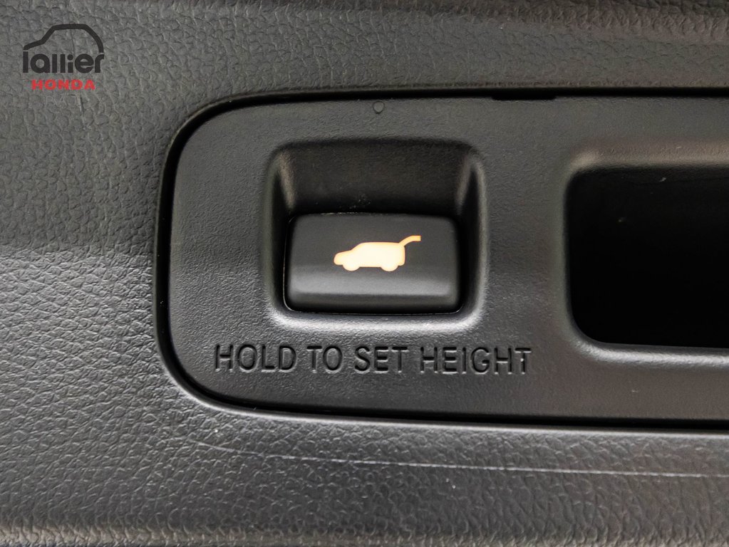 Honda CR-V Hybrid TOURING AWD HYBRID DEMO - GARANTIE 10 ANS 200000KM 2026 à Montréal, Québec - 16 - w1024h768px