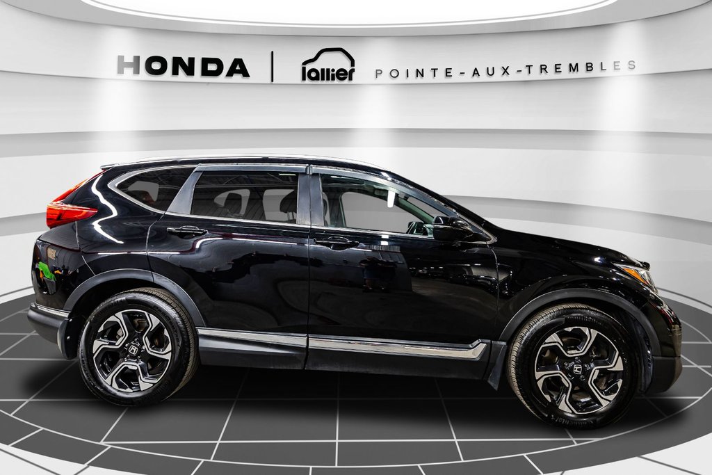 2017 Honda CR-V Touring in Montreal, Quebec - 8 - w1024h768px