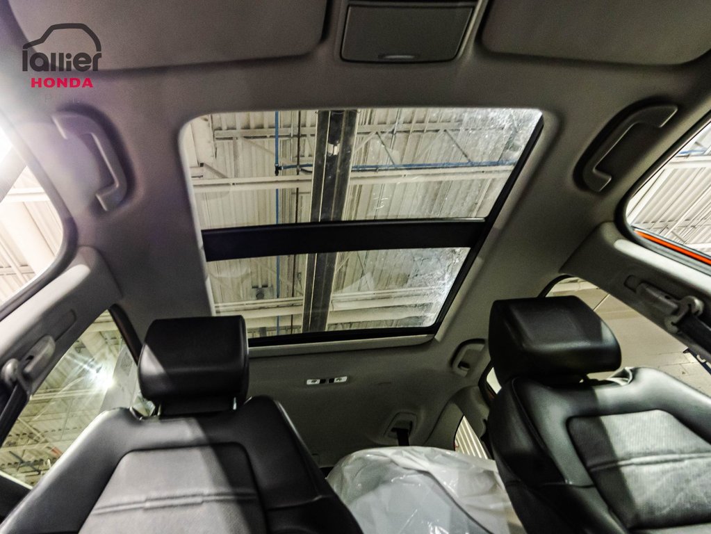 Honda CR-V Touring 2017 à Montréal, Québec - 17 - w1024h768px