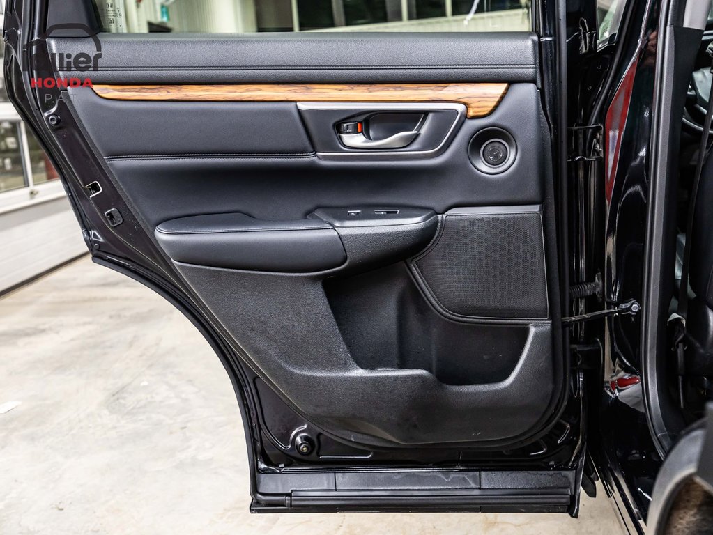 2018  CR-V Touring garantie 160 000 ou avril 2025 in , Quebec - 12 - w1024h768px