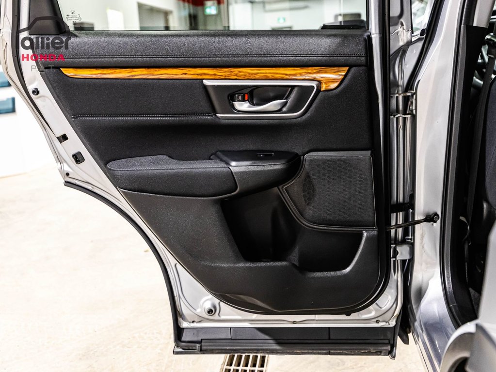 Honda CR-V EX 2018 à , Québec - 12 - w1024h768px