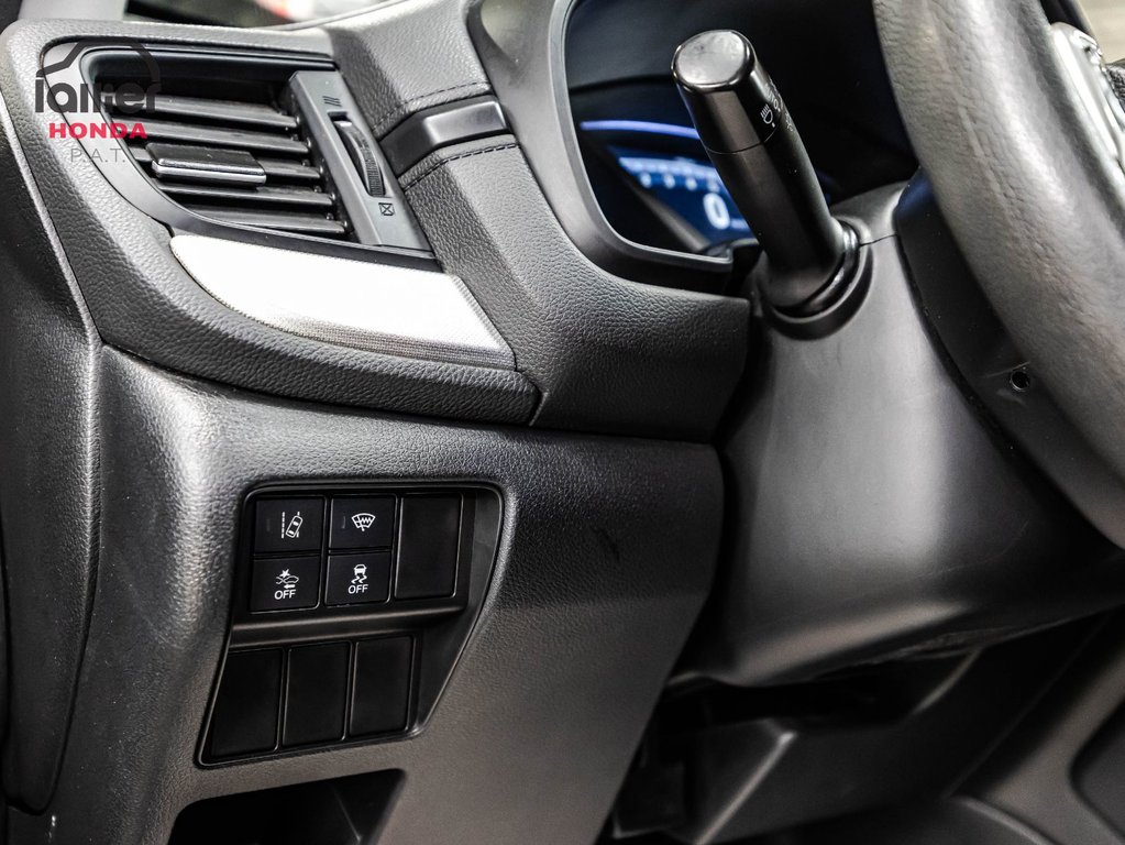 Honda CR-V LX 2018 à , Québec - 20 - w1024h768px