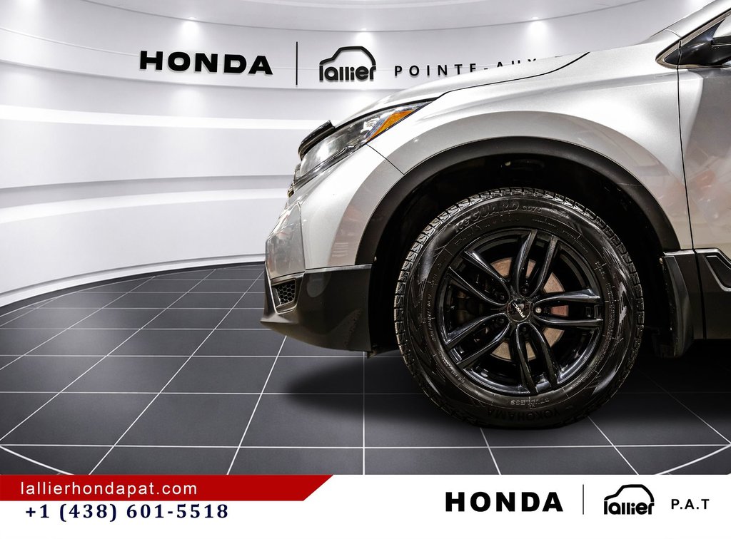2018 Honda CR-V LX in Montreal, Quebec - 10 - w1024h768px