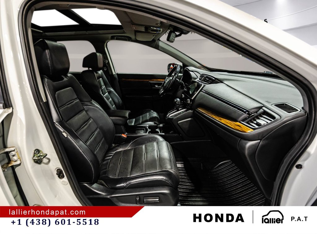 2018 Honda CR-V Touring in Montreal, Quebec - 19 - w1024h768px