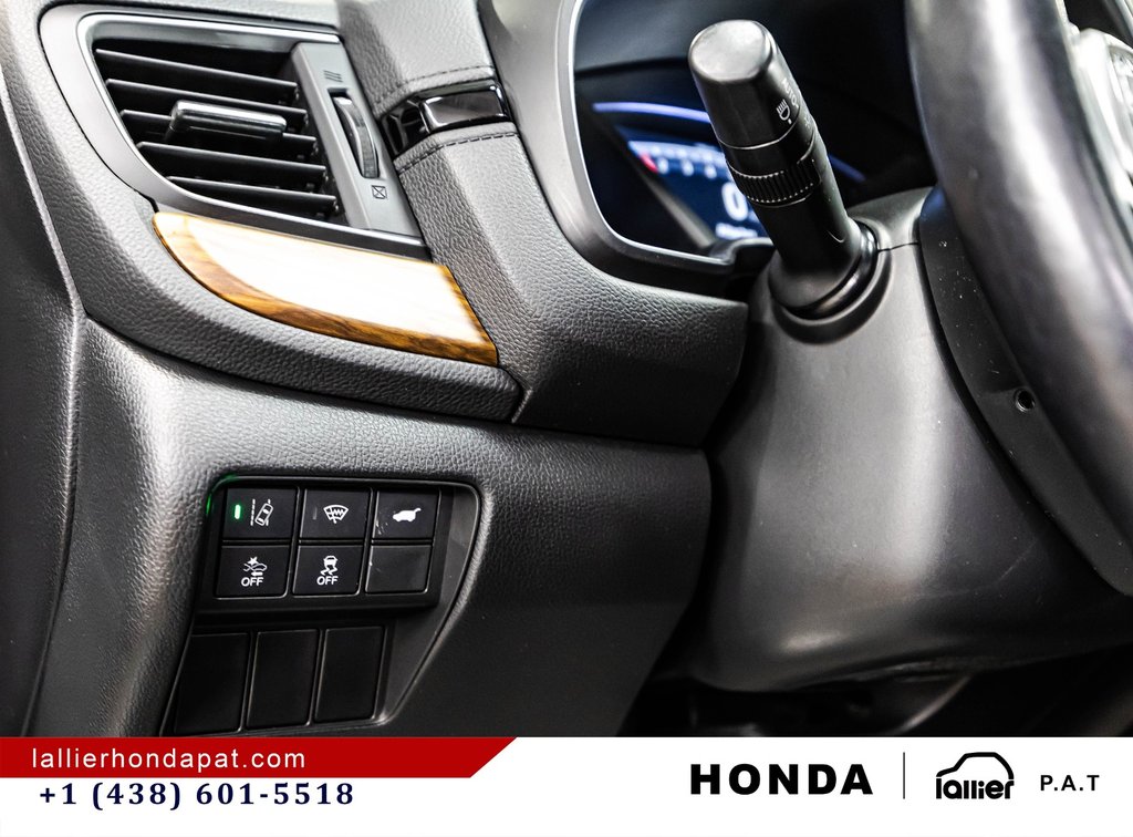 Honda CR-V Touring 2018 à Montréal, Québec - 22 - w1024h768px
