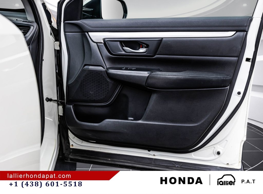 2018 Honda CR-V LX in Montréal, Quebec - 16 - w1024h768px