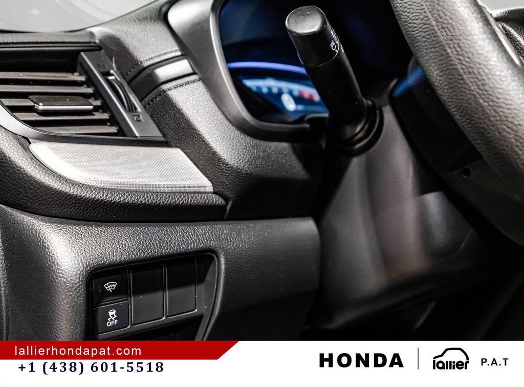 2018 Honda CR-V LX in Montreal, Quebec - 20 - w1024h768px