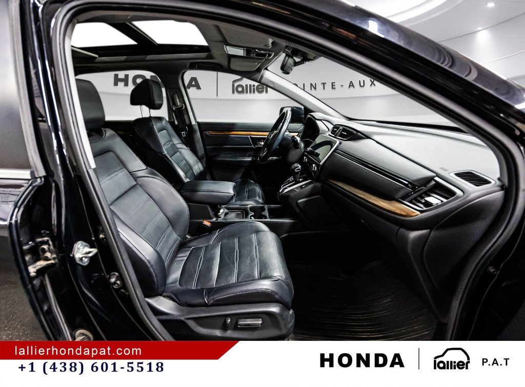 Honda CR-V Touring 2018 à Montréal, Québec - 19 - w1024h768px