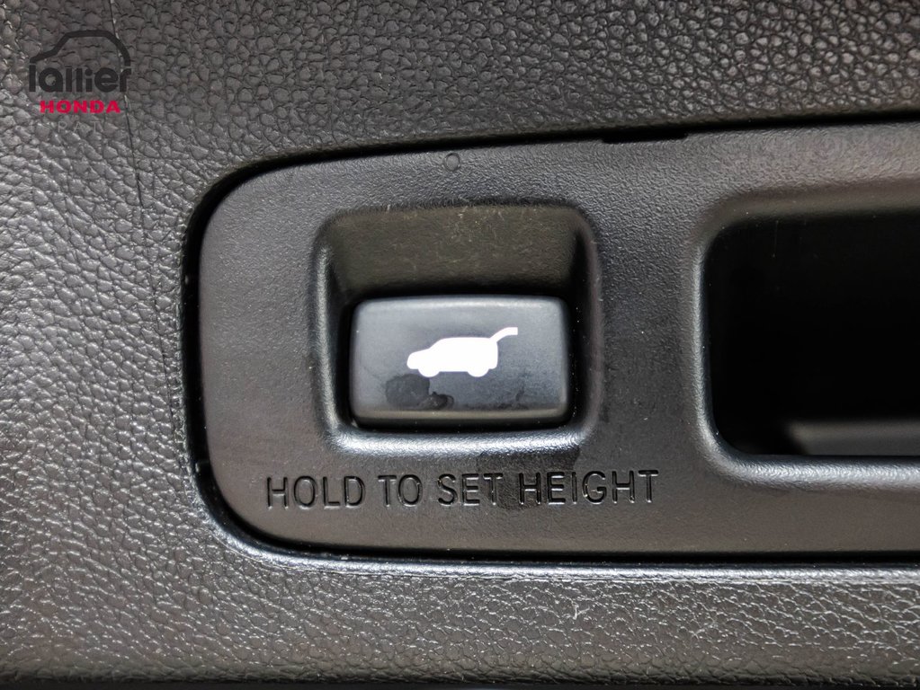 Honda CR-V Touring JAMAIS ACCIDENTÉ 2019 à Montréal, Québec - 16 - w1024h768px