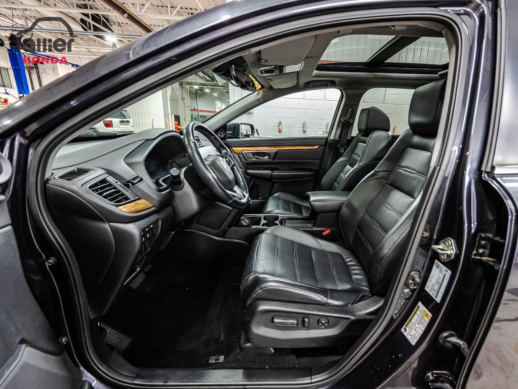 Honda CR-V Touring JAMAIS ACCIDENTÉ 2019 à Montréal, Québec - 21 - w1024h768px