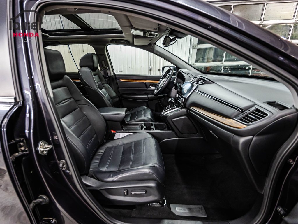 Honda CR-V Touring JAMAIS ACCIDENTÉ 2019 à Montréal, Québec - 19 - w1024h768px