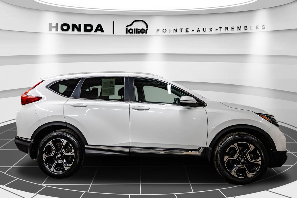 Honda CR-V Touring 2019 à Montréal, Québec - 8 - w1024h768px