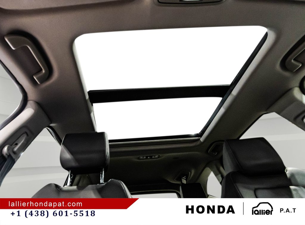 2019 Honda CR-V Touring in Montreal, Quebec - 20 - w1024h768px