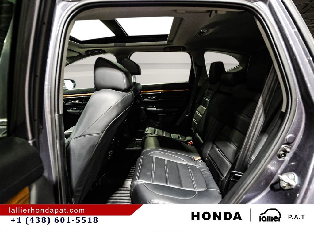 2019 Honda CR-V Touring in Montreal, Quebec - 14 - w1024h768px