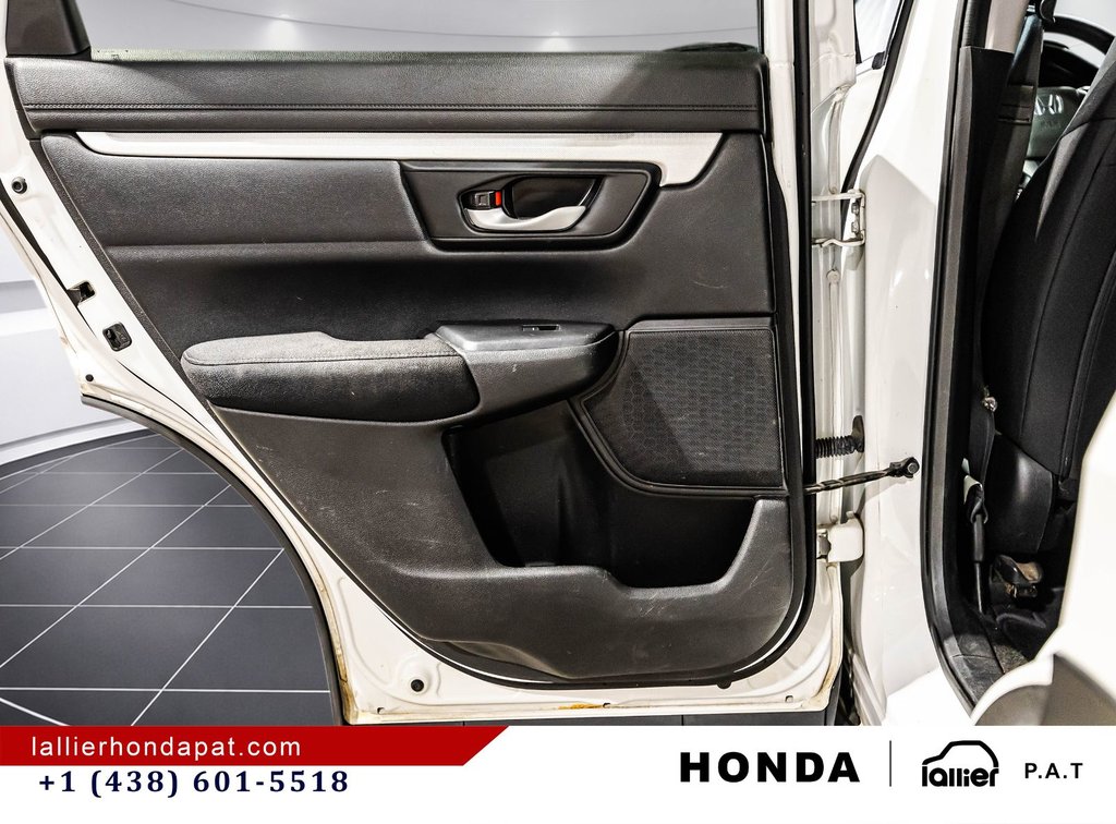2020 Honda CR-V LX in Montréal, Quebec - 12 - w1024h768px
