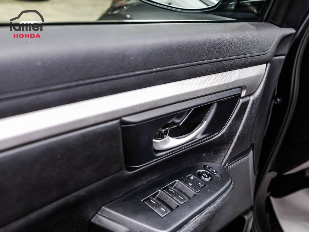 2021 Honda CR-V LX AWD in Montreal, Quebec - 11 - w1024h768px