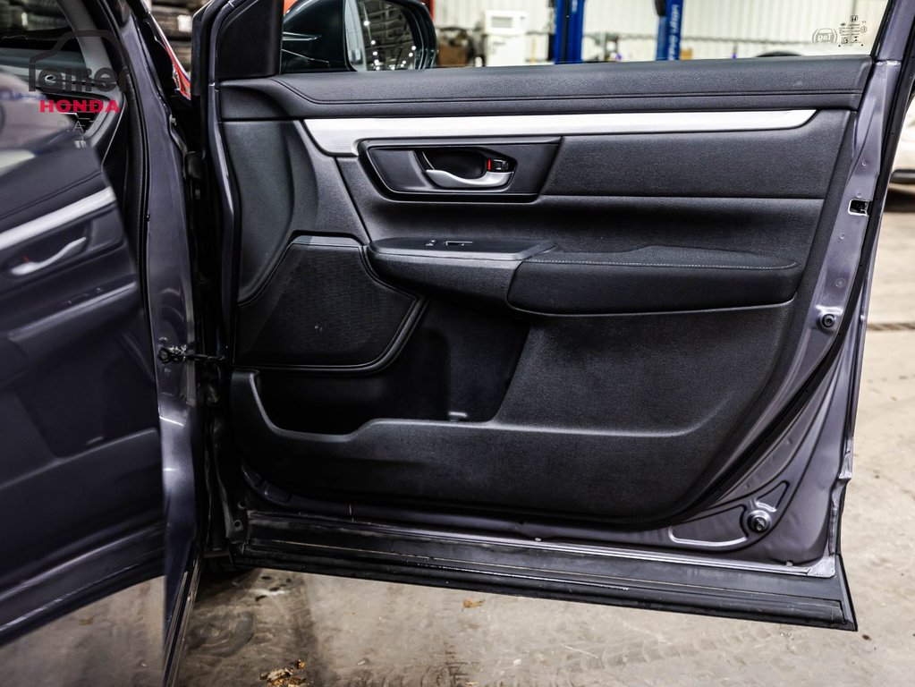 2021 Honda CR-V LX AWD in Montreal, Quebec - 16 - w1024h768px