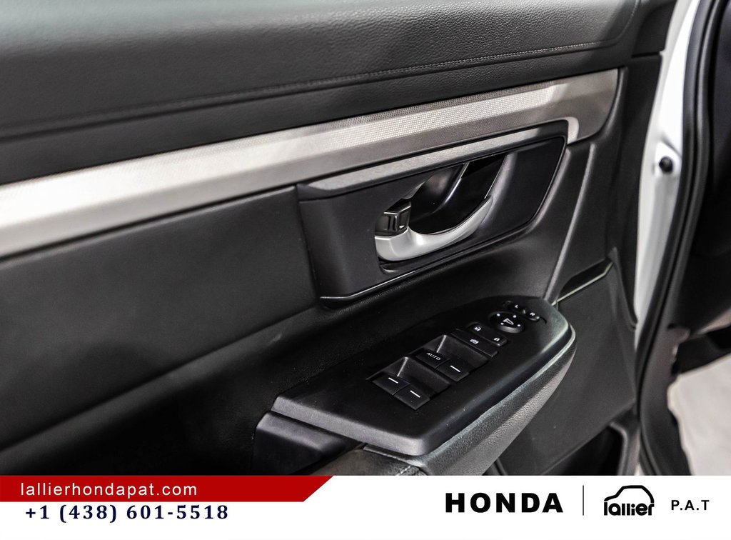 Honda CR-V LX 2021 à Montréal, Québec - 11 - w1024h768px