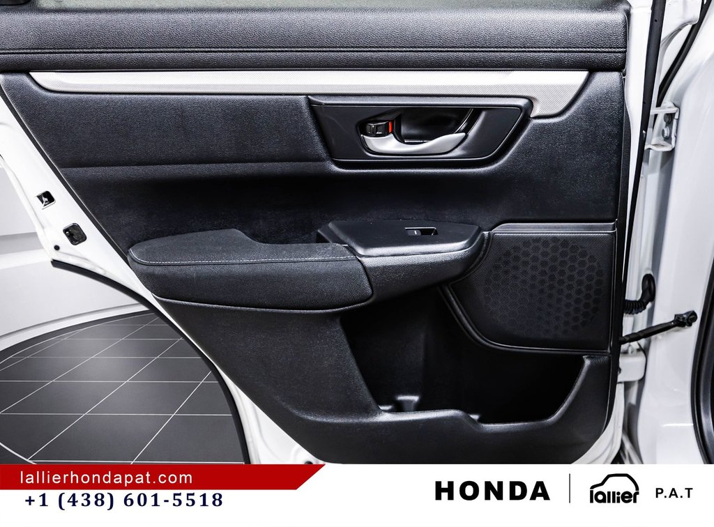 2021 Honda CR-V LX in Montreal, Quebec - 11 - w1024h768px