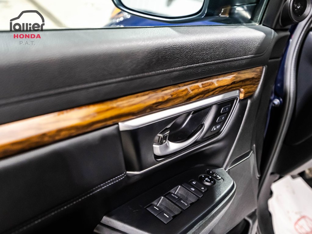 Honda CR-V TOURING 2022 à Montréal, Québec - 11 - w1024h768px