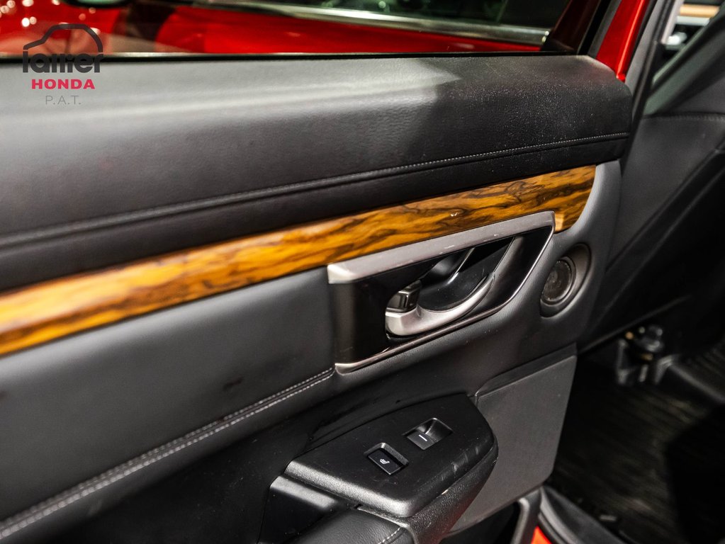 Honda CR-V Touring 2022 à , Québec - 12 - w1024h768px