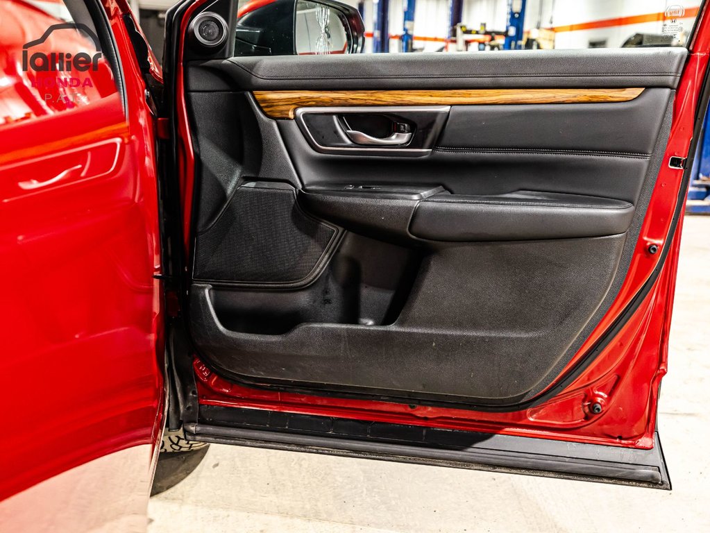 Honda CR-V Touring 2022 à , Québec - 18 - w1024h768px