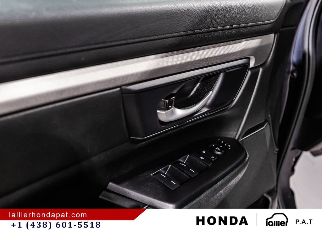 Honda CR-V LX 2022 à Montréal, Québec - 11 - w1024h768px