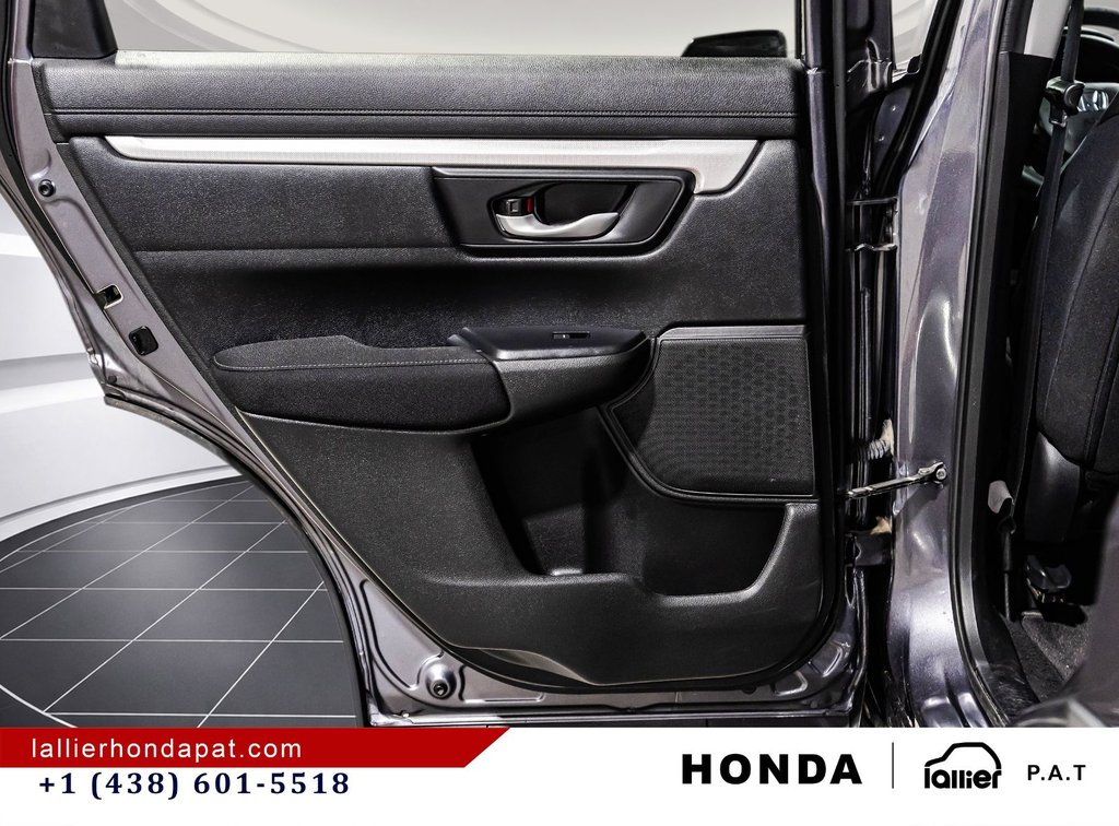 Honda CR-V LX 2022 à Montréal, Québec - 12 - w1024h768px