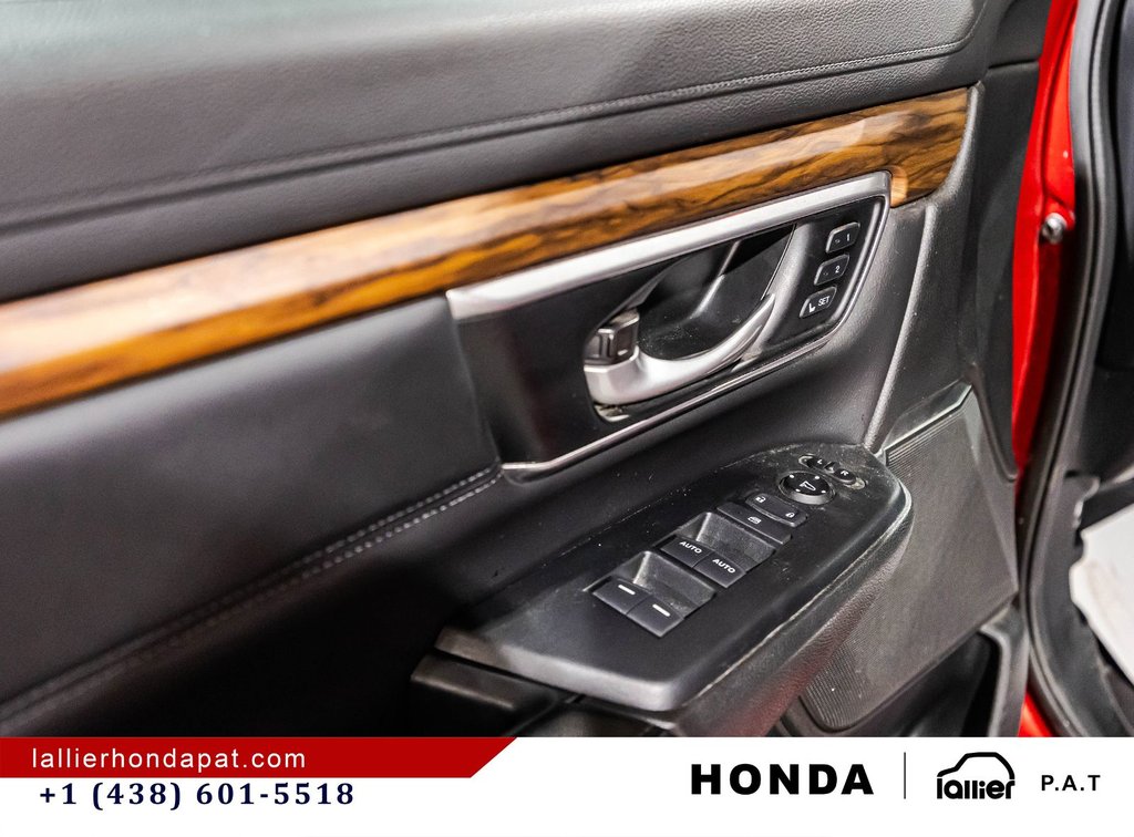 Honda CR-V Touring 2022 à Montréal, Québec - 11 - w1024h768px