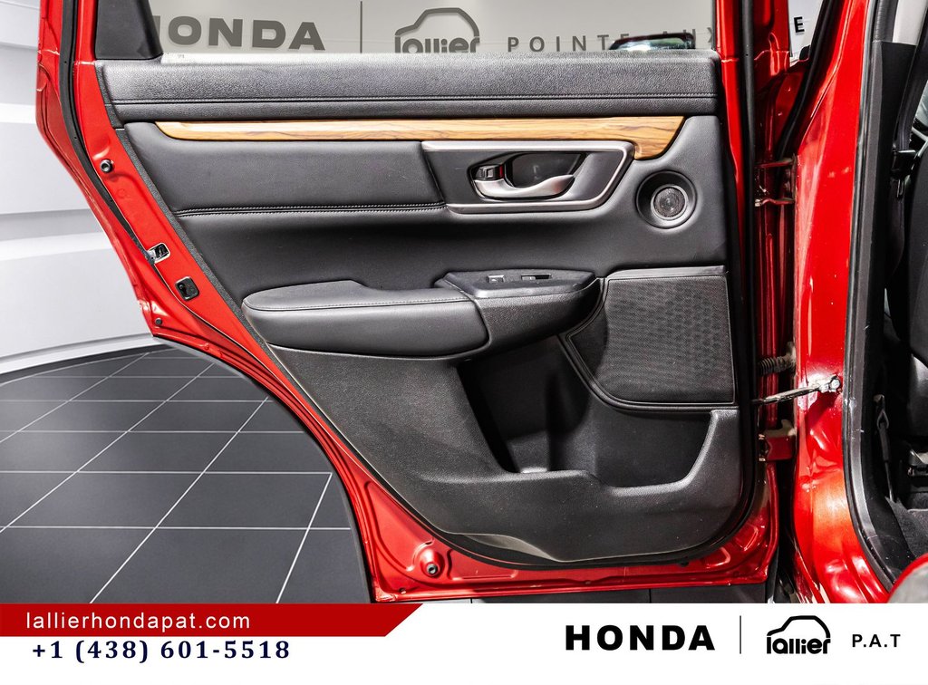 Honda CR-V Touring 2022 à Montréal, Québec - 13 - w1024h768px