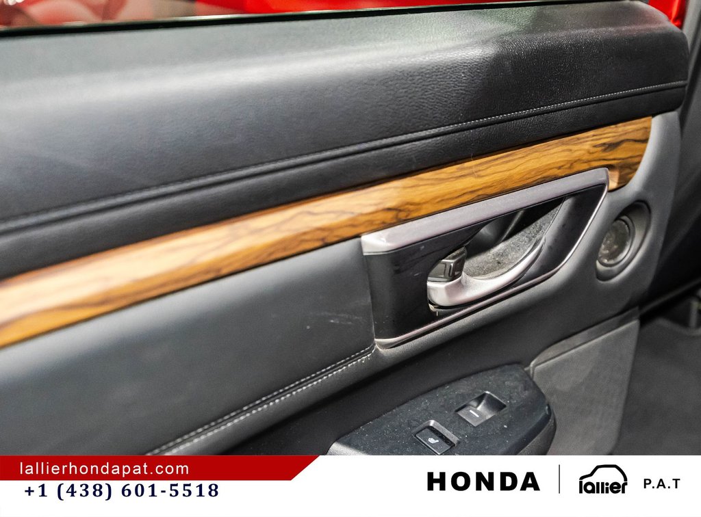 Honda CR-V Touring 2022 à Montréal, Québec - 12 - w1024h768px