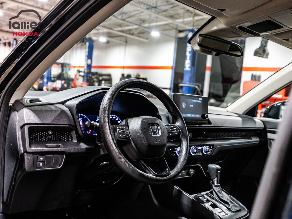 Honda CR-V LX 2023 à Montréal, Québec - 19 - w1024h768px