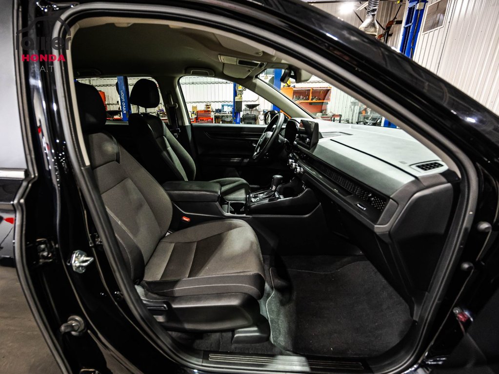 Honda CR-V LX 2023 à Montréal, Québec - 17 - w1024h768px