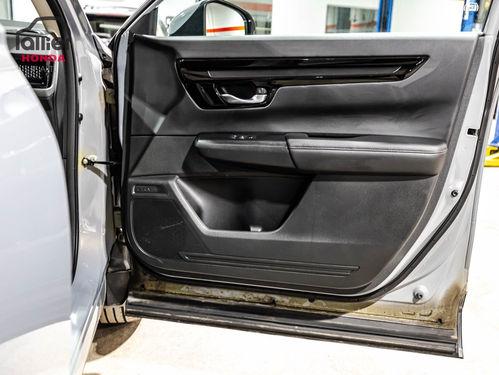 Honda CR-V  2023 à , Québec - 17 - w1024h768px
