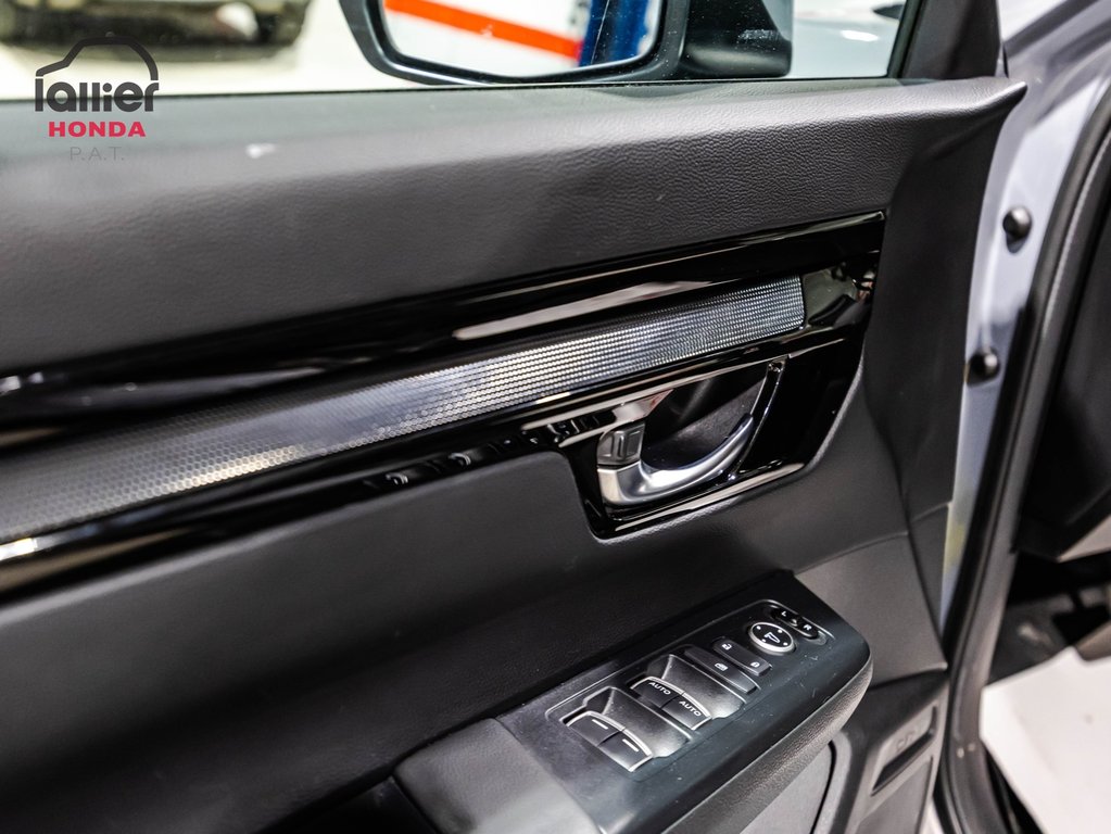 Honda CR-V  2023 à , Québec - 11 - w1024h768px