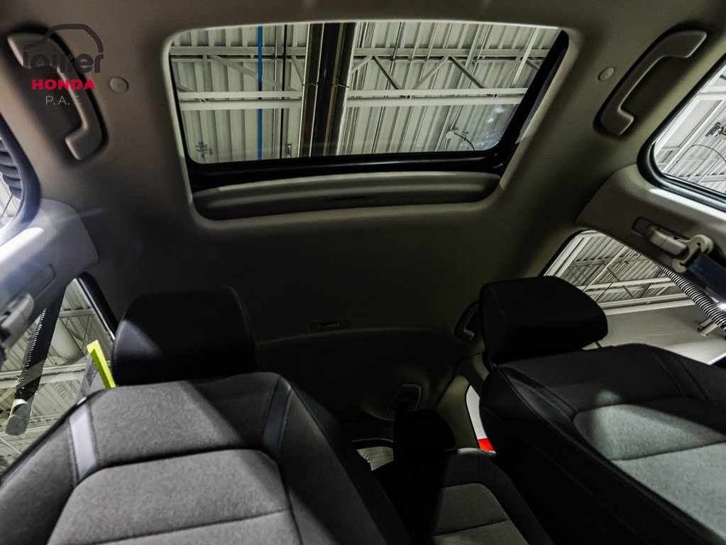 Honda CR-V  2023 à , Québec - 19 - w1024h768px