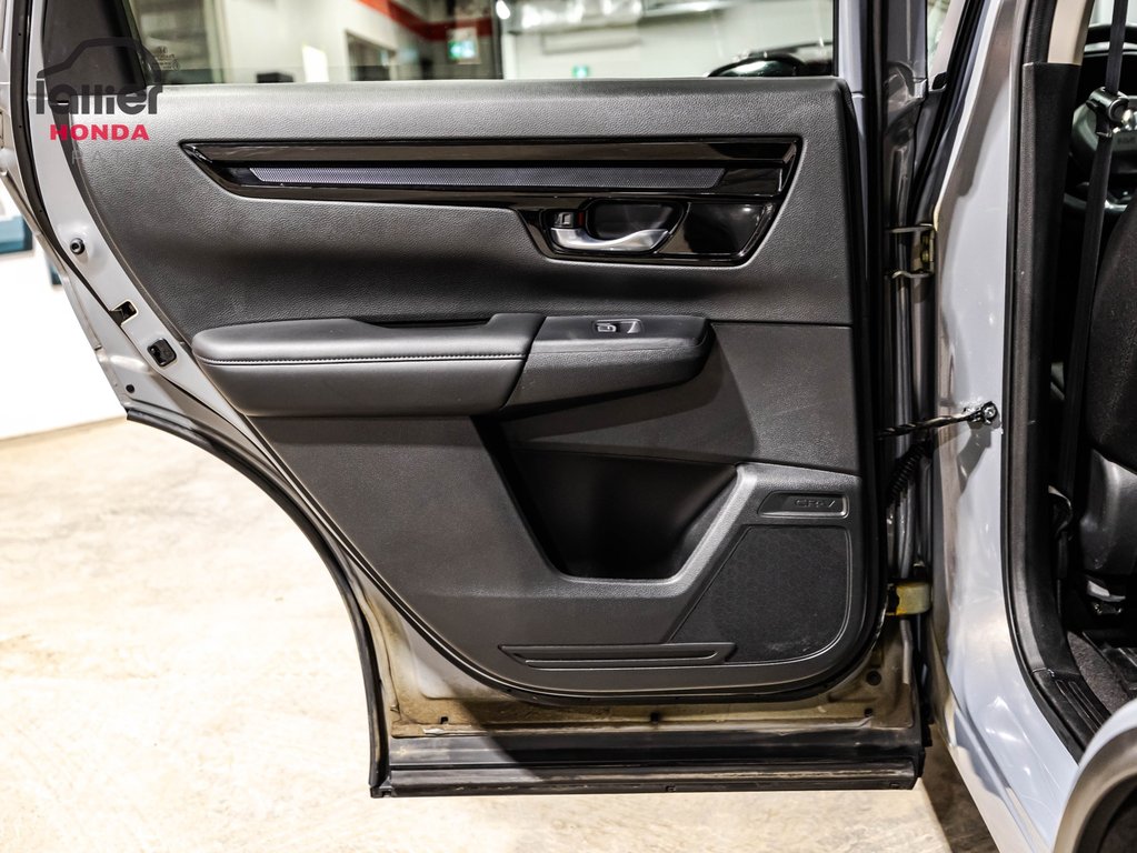 Honda CR-V  2023 à , Québec - 12 - w1024h768px